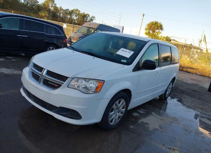 Photo 2 of 2016 Dodge Grand CARAVAN SE (VIN 2C4RDGBG6GR284846)