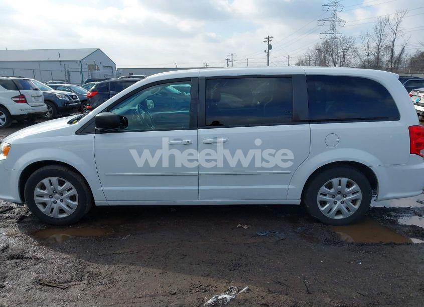 Photo 15 of 2016 Dodge Grand CARAVAN SE (VIN 2C4RDGBG6GR341448)