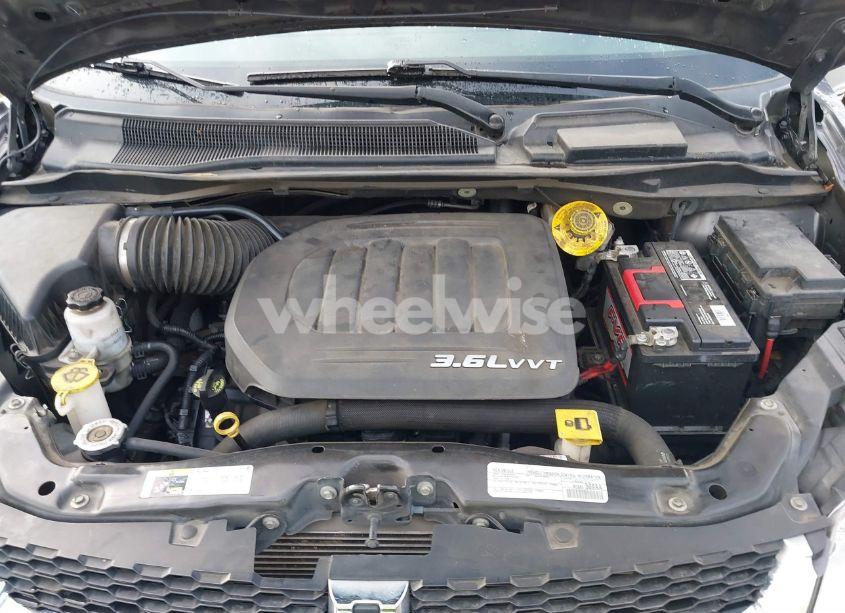 Photo 6 of 2016 Dodge Grand CARAVAN SE (VIN 2C4RDGBG6GR379617)