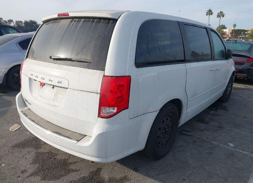 Photo 4 of 2016 Dodge Grand CARAVAN SE (VIN 2C4RDGBG6GR379682)