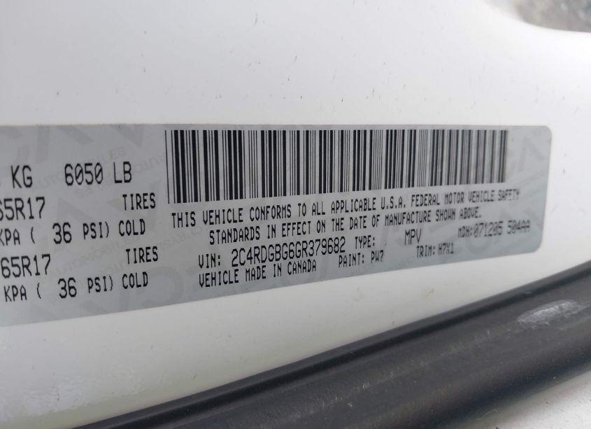 Photo 9 of 2016 Dodge Grand CARAVAN SE (VIN 2C4RDGBG6GR379682)