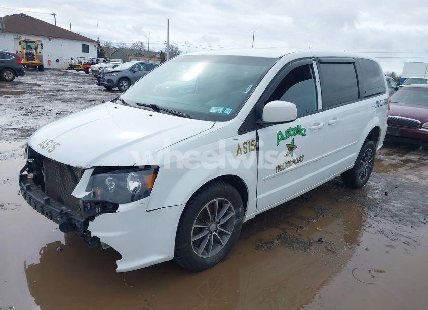 Photo 2 of 2017 Dodge Grand CARAVAN SE PLUS (VIN 2C4RDGBG6HR547791)