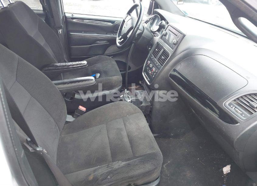 Photo 5 of 2017 Dodge Grand CARAVAN SE PLUS (VIN 2C4RDGBG6HR547791)