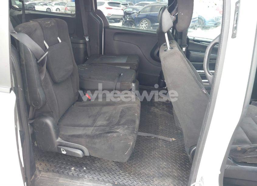 Photo 8 of 2017 Dodge Grand CARAVAN SE PLUS (VIN 2C4RDGBG6HR547791)