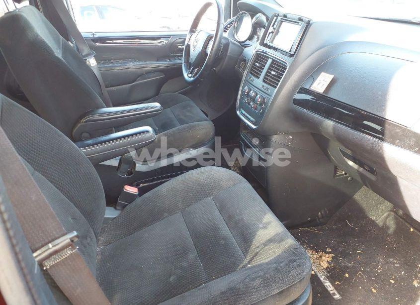 Photo 5 of 2017 Dodge Grand CARAVAN SE PLUS (VIN 2C4RDGBG6HR582007)