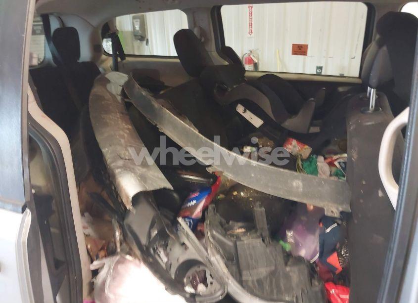 Photo 8 of 2017 Dodge Grand CARAVAN SE (VIN 2C4RDGBG6HR583058)