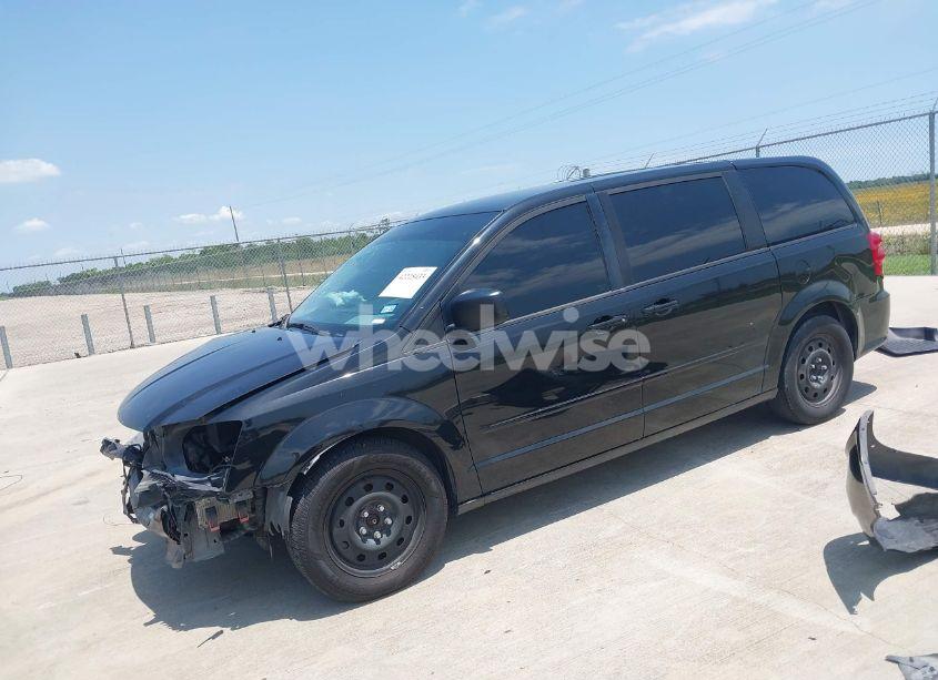 Photo 2 of 2017 Dodge Grand CARAVAN SE (VIN 2C4RDGBG6HR645350)