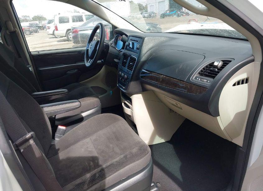 Photo 5 of 2017 Dodge Grand CARAVAN SE (VIN 2C4RDGBG6HR713808)