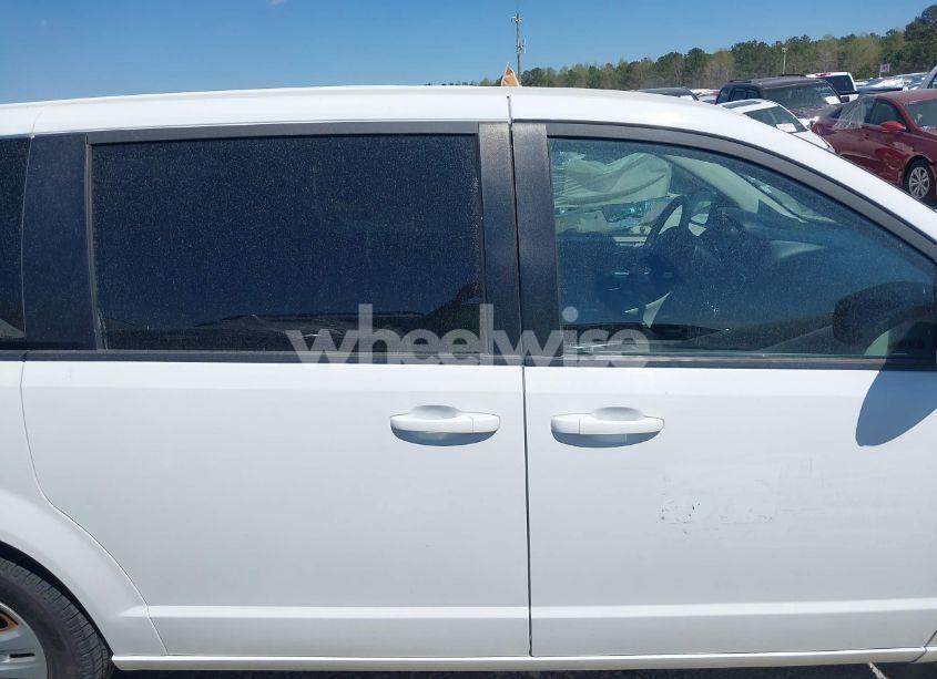 Photo 13 of 2018 Dodge Grand CARAVAN SE (VIN 2C4RDGBG6JR151897)