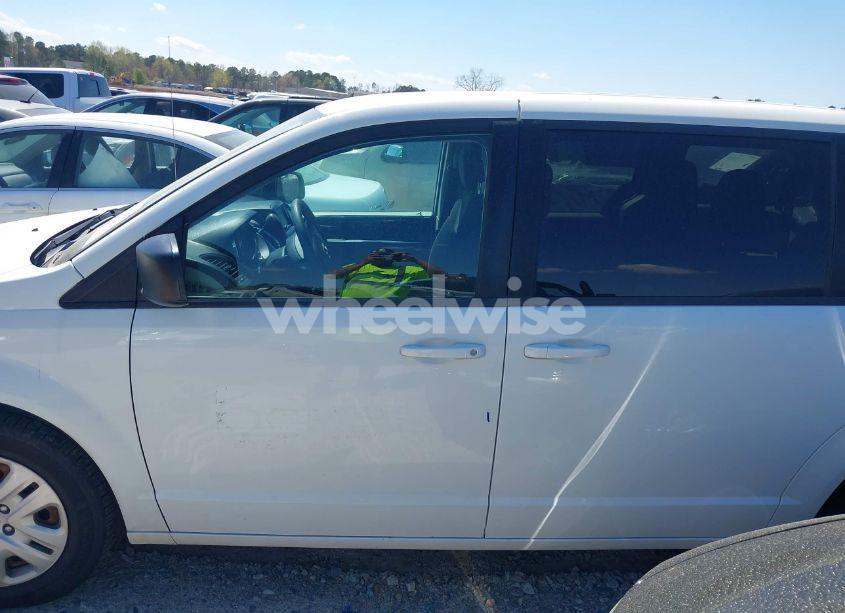 Photo 14 of 2018 Dodge Grand CARAVAN SE (VIN 2C4RDGBG6JR151897)