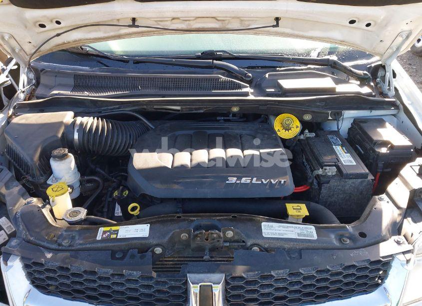 Photo 10 of 2018 Dodge Grand CARAVAN SE (VIN 2C4RDGBG6JR190375)