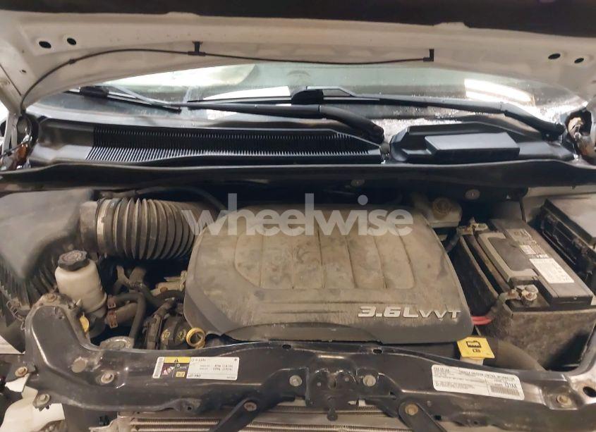 Photo 10 of 2018 Dodge Grand CARAVAN SE (VIN 2C4RDGBG6JR312670)