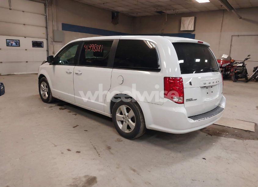 Photo 3 of 2018 Dodge Grand CARAVAN SE (VIN 2C4RDGBG6JR312670)