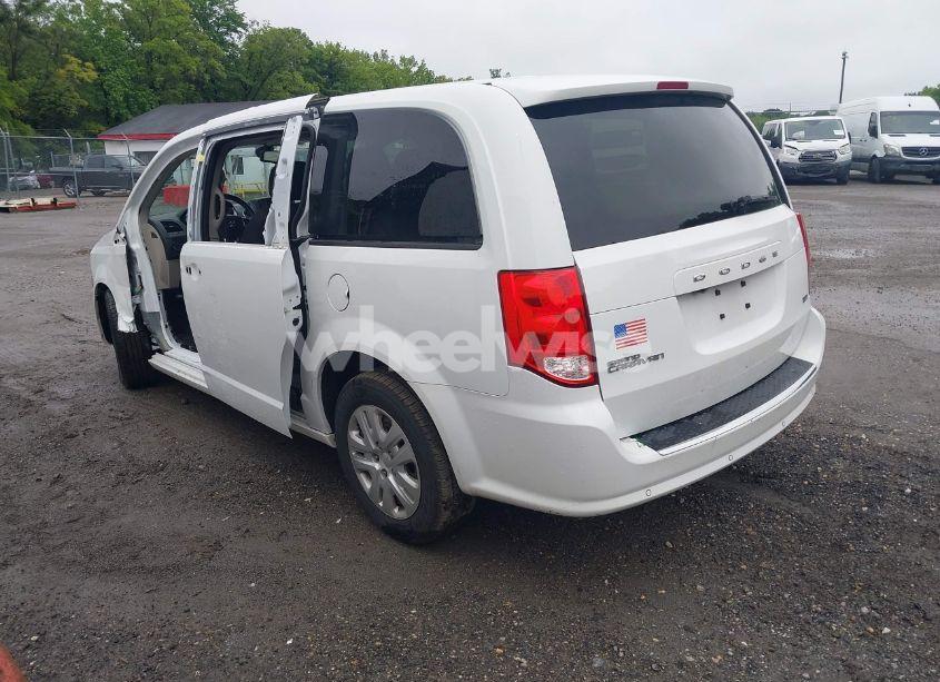 Photo 3 of 2019 Dodge Grand CARAVAN SE (VIN 2C4RDGBG6KR700130)