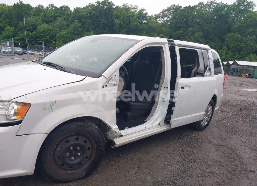 Photo 6 of 2019 Dodge Grand CARAVAN SE (VIN 2C4RDGBG6KR700130)