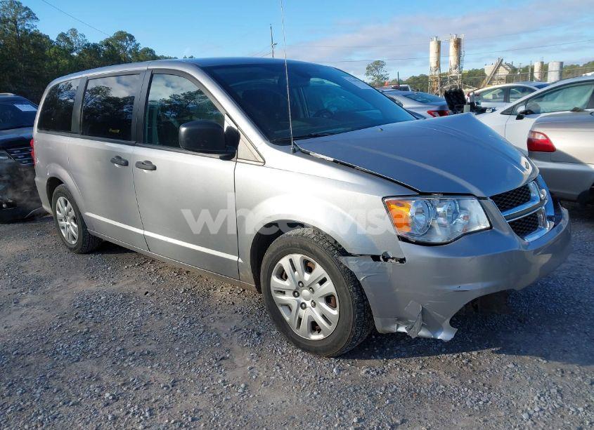 2019 Dodge Grand CARAVAN SE (VIN 2C4RDGBG6KR740384) main photo