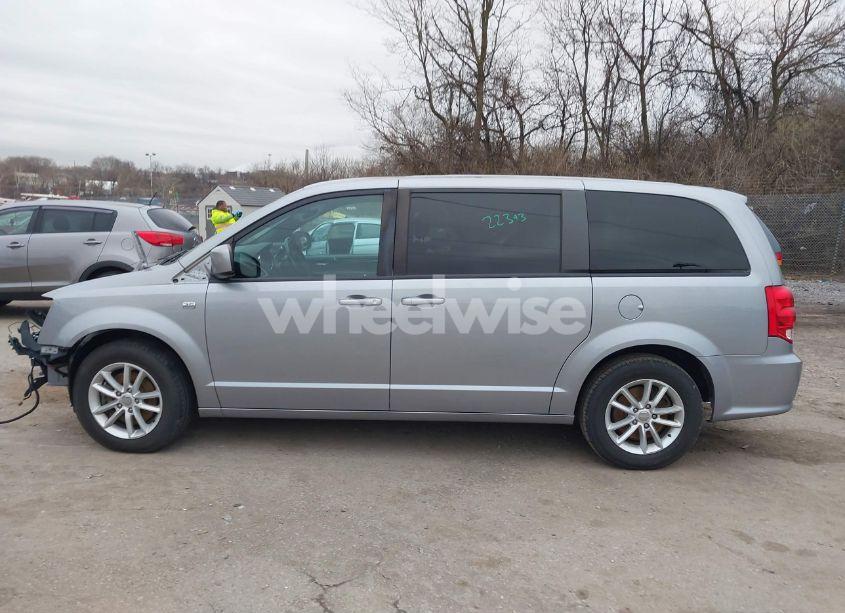 Photo 14 of 2019 Dodge Grand CARAVAN SE 35TH ANNIVERSARY EDITION (VIN 2C4RDGBG6KR790489)