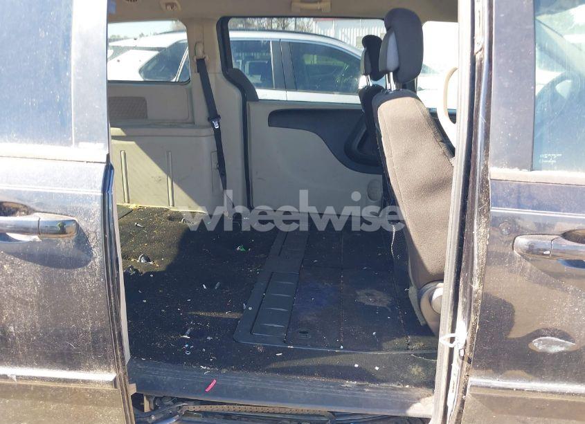 Photo 8 of 2012 Dodge Grand CARAVAN SE/AVP (VIN 2C4RDGBG7CR130902)