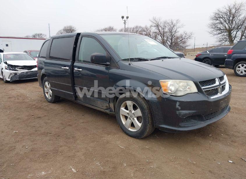 2013 Dodge Grand CARAVAN SE (VIN 2C4RDGBG7DR661972) main photo