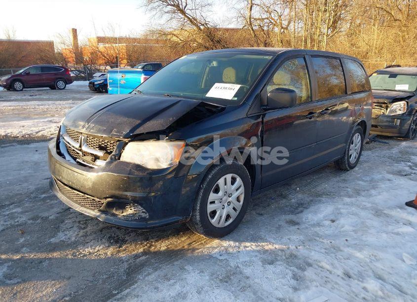 Photo 2 of 2014 Dodge Grand CARAVAN SE (VIN 2C4RDGBG7ER109857)