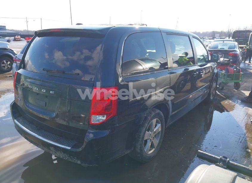 Photo 4 of 2014 Dodge Grand CARAVAN SE (VIN 2C4RDGBG7ER197065)