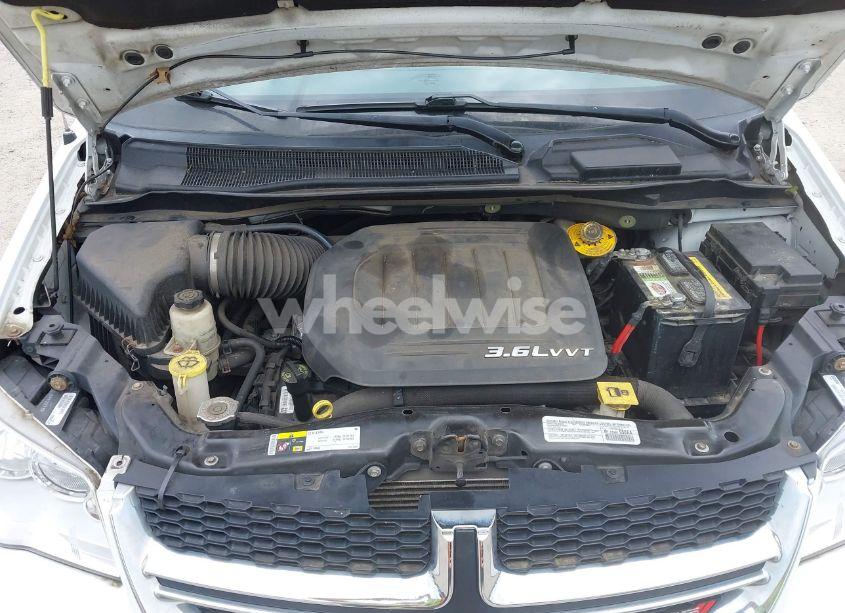 Photo 10 of 2014 Dodge Grand CARAVAN SE (VIN 2C4RDGBG7ER243641)