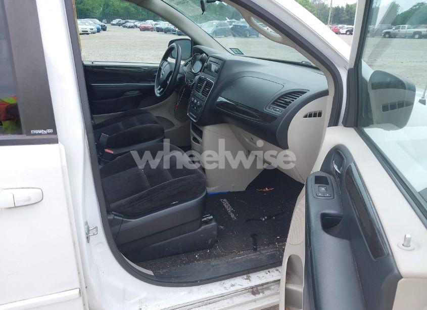 Photo 5 of 2014 Dodge Grand CARAVAN SE (VIN 2C4RDGBG7ER243641)