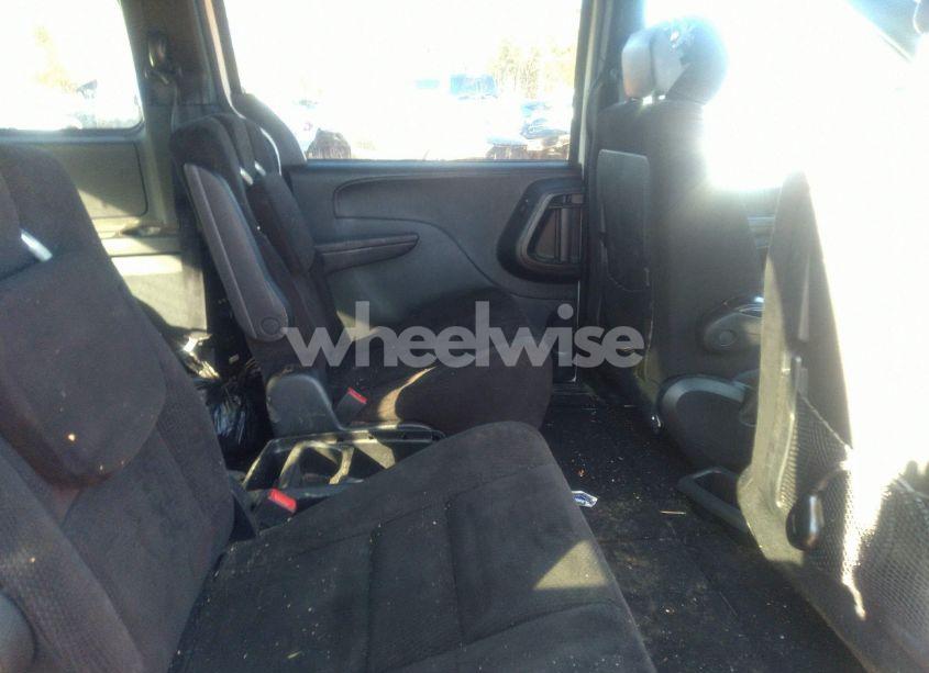 Photo 8 of 2015 Dodge Grand CARAVAN SE (VIN 2C4RDGBG7FR518135)