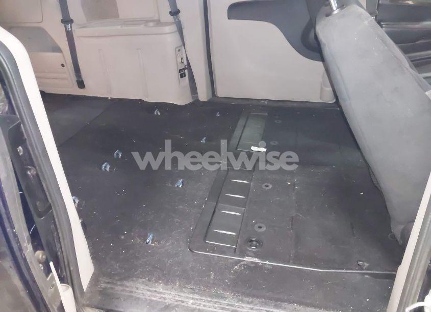 Photo 8 of 2015 Dodge Grand CARAVAN SE (VIN 2C4RDGBG7FR524369)