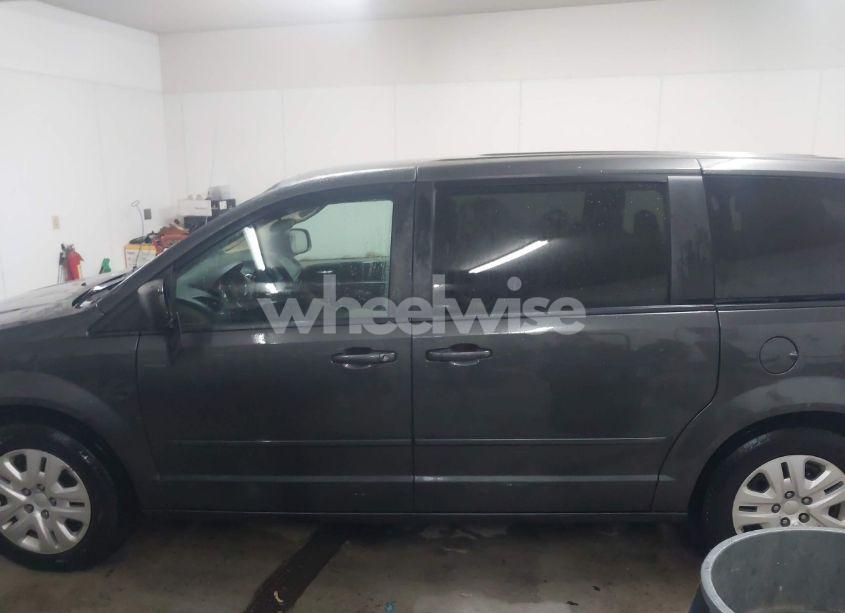 Photo 15 of 2015 Dodge Grand CARAVAN SE (VIN 2C4RDGBG7FR587150)