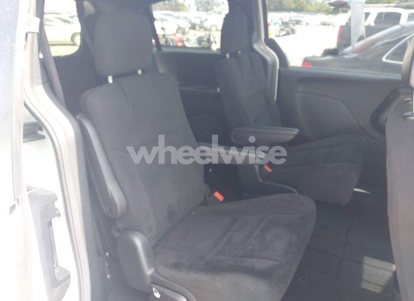 Photo 8 of 2015 Dodge Grand CARAVAN SE (VIN 2C4RDGBG7FR593210)