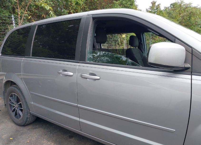 Photo 13 of 2016 Dodge Grand CARAVAN SE PLUS (VIN 2C4RDGBG7GR115774)