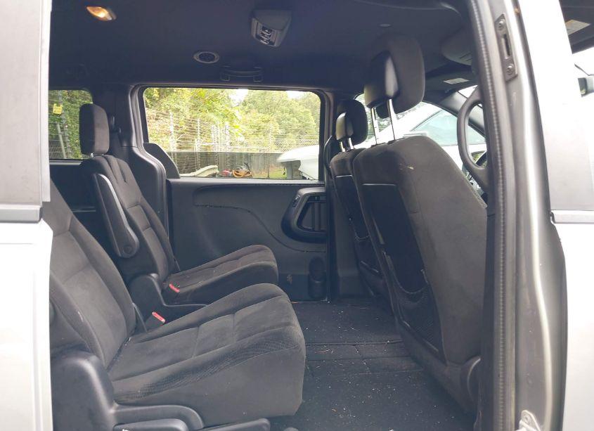 Photo 8 of 2016 Dodge Grand CARAVAN SE PLUS (VIN 2C4RDGBG7GR115774)