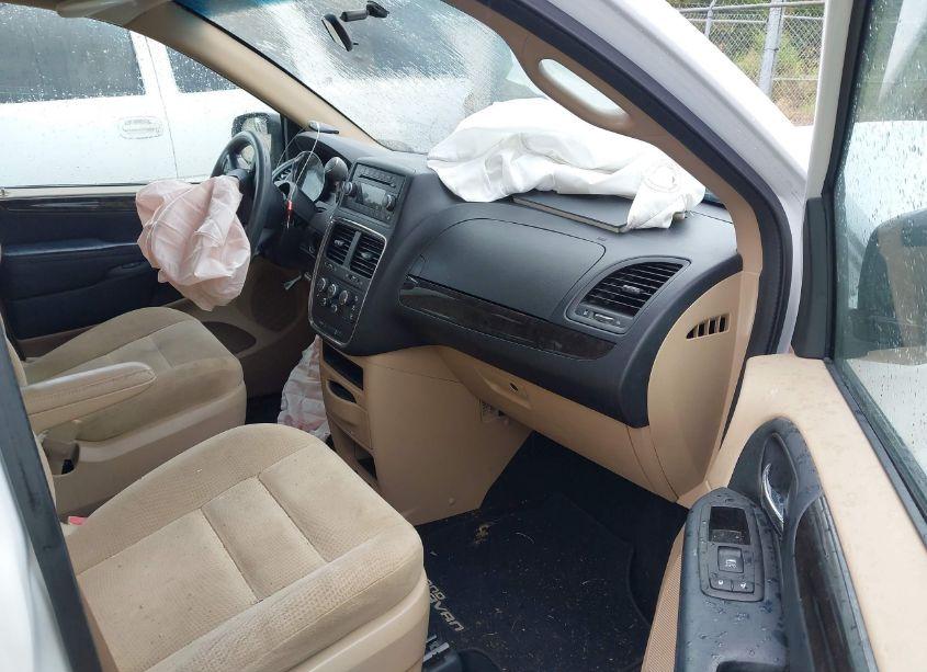 Photo 5 of 2016 Dodge Grand CARAVAN SE (VIN 2C4RDGBG7GR170273)