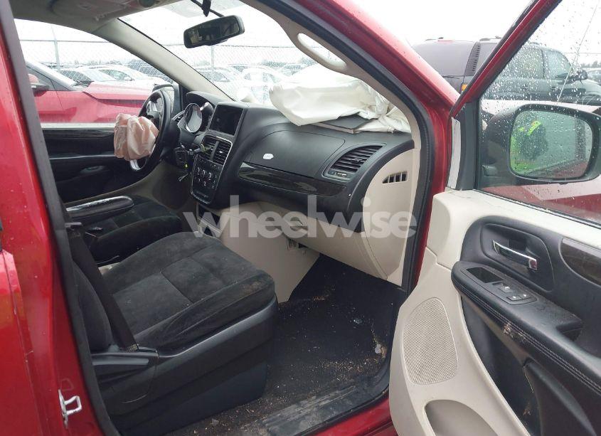 Photo 5 of 2016 Dodge Grand CARAVAN SE (VIN 2C4RDGBG7GR178308)