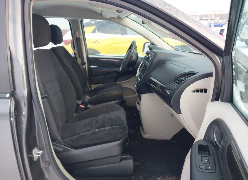 Photo 5 of 2016 Dodge Grand CARAVAN AMERICAN VALUE PKG (VIN 2C4RDGBG7GR203742)