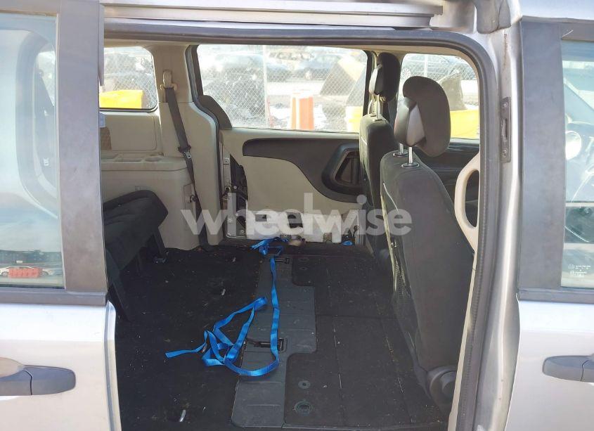 Photo 8 of 2016 Dodge Grand CARAVAN AMERICAN VALUE PKG (VIN 2C4RDGBG7GR220623)