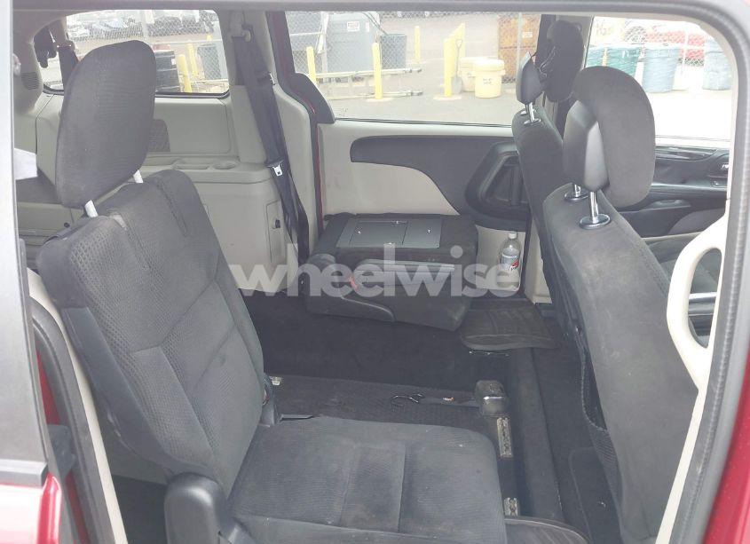 Photo 8 of 2016 Dodge Grand CARAVAN SE (VIN 2C4RDGBG7GR225773)