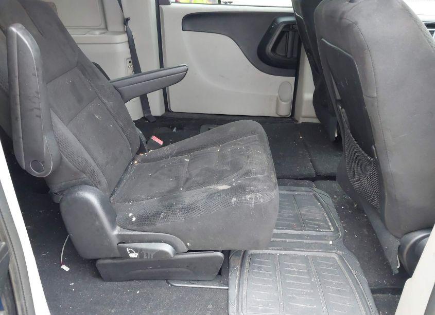 Photo 7 of 2016 Dodge Grand CARAVAN SE (VIN 2C4RDGBG7GR236580)