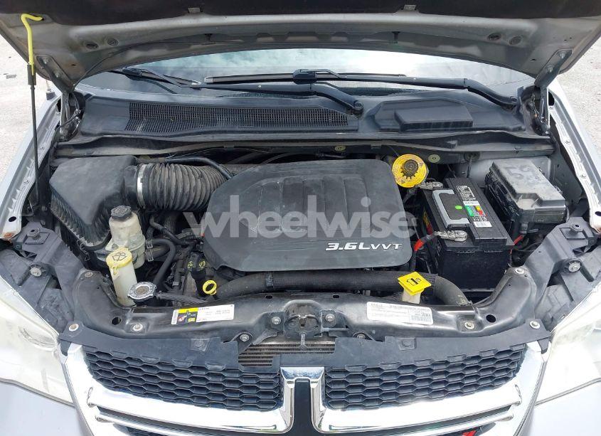 Photo 10 of 2016 Dodge Grand CARAVAN AMERICAN VALUE PKG (VIN 2C4RDGBG7GR316123)