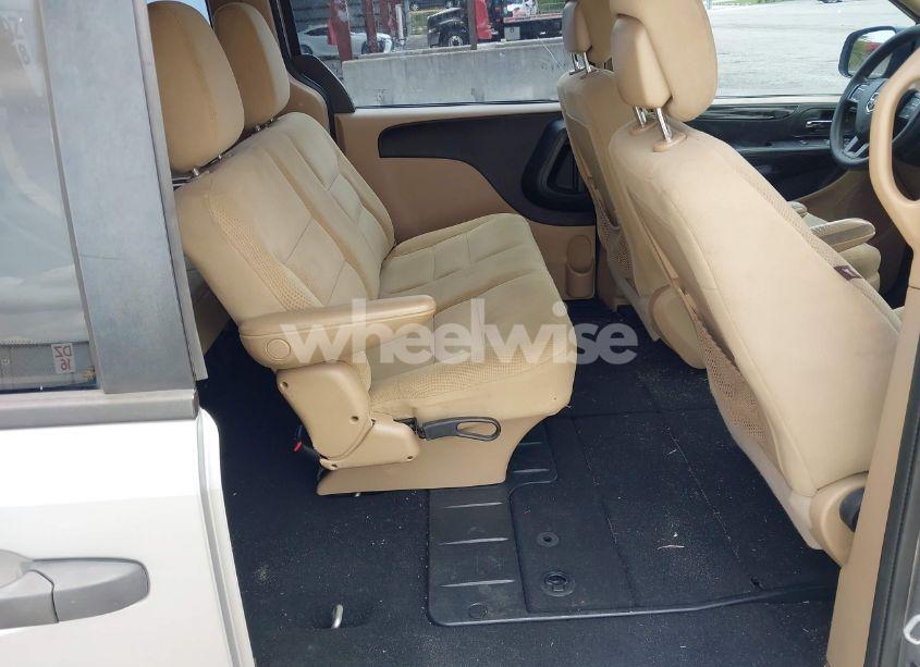 Photo 8 of 2016 Dodge Grand CARAVAN AMERICAN VALUE PKG (VIN 2C4RDGBG7GR316123)