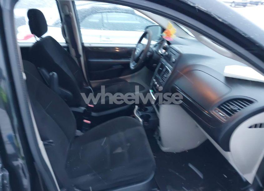 Photo 5 of 2016 Dodge Grand CARAVAN AMERICAN VALUE PKG (VIN 2C4RDGBG7GR330393)