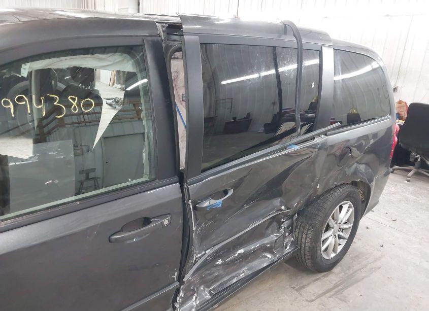 Photo 6 of 2016 Dodge Grand CARAVAN SE PLUS (VIN 2C4RDGBG7GR368965)