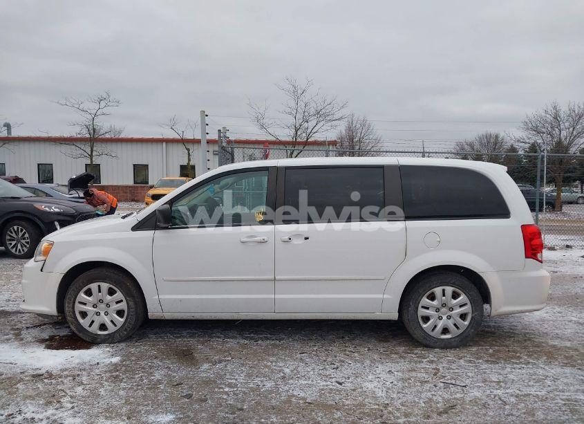 Photo 14 of 2016 Dodge Grand CARAVAN SE (VIN 2C4RDGBG7GR370313)