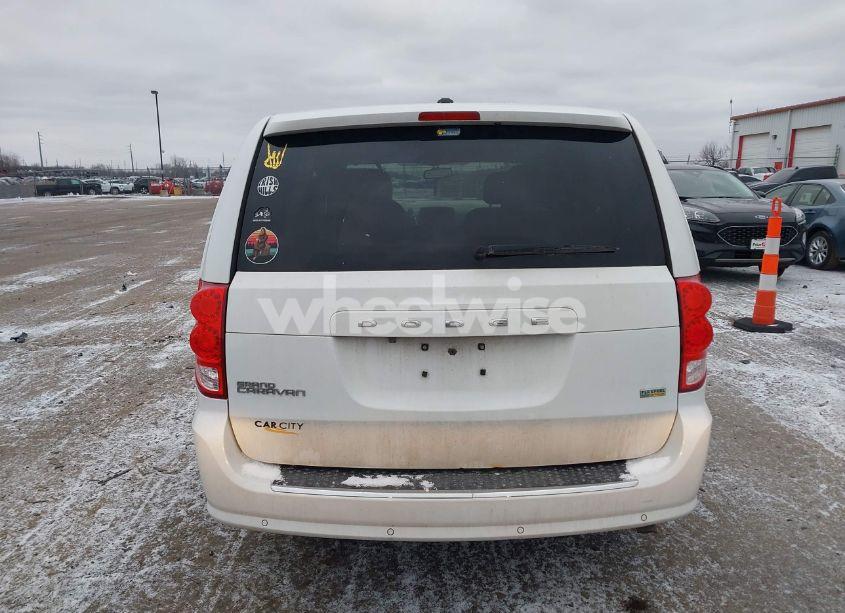 Photo 16 of 2016 Dodge Grand CARAVAN SE (VIN 2C4RDGBG7GR370313)