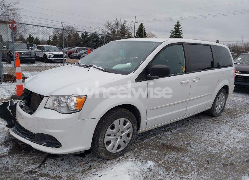 Photo 2 of 2016 Dodge Grand CARAVAN SE (VIN 2C4RDGBG7GR370313)