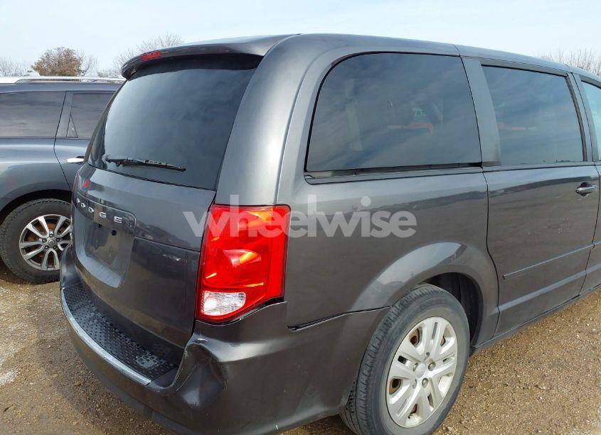 Photo 4 of 2016 Dodge Grand CARAVAN SE (VIN 2C4RDGBG7GR370389)