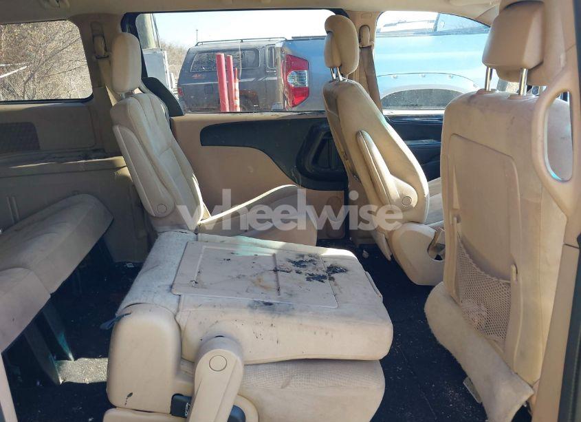 Photo 8 of 2016 Dodge Grand CARAVAN SE (VIN 2C4RDGBG7GR370389)