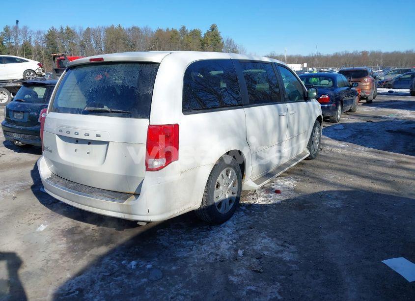 Photo 4 of 2016 Dodge Grand CARAVAN SE (VIN 2C4RDGBG7GR382459)