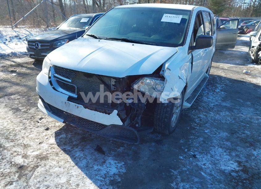 Photo 6 of 2016 Dodge Grand CARAVAN SE (VIN 2C4RDGBG7GR382459)